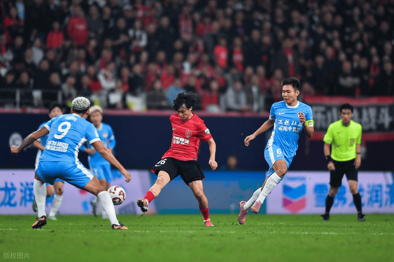 冲刺阶段中超焦点战,成都蓉城遗憾出局,底气十足,数据趋势出现新变化 冲刺阶段中超焦点战,成都蓉城遗憾出局,底气十足,数据趋势出现新变化